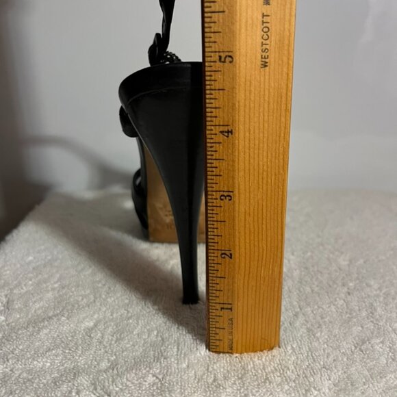 Fendi black strappy heels - Picture 8 of 9